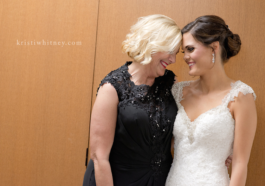 Overland_Park_Wedding_The_Venue_006